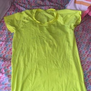 Lululemon swiftly tech